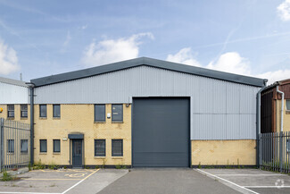 More details for 5 Woodall Rd, Enfield - Flex, Industrial for Lease