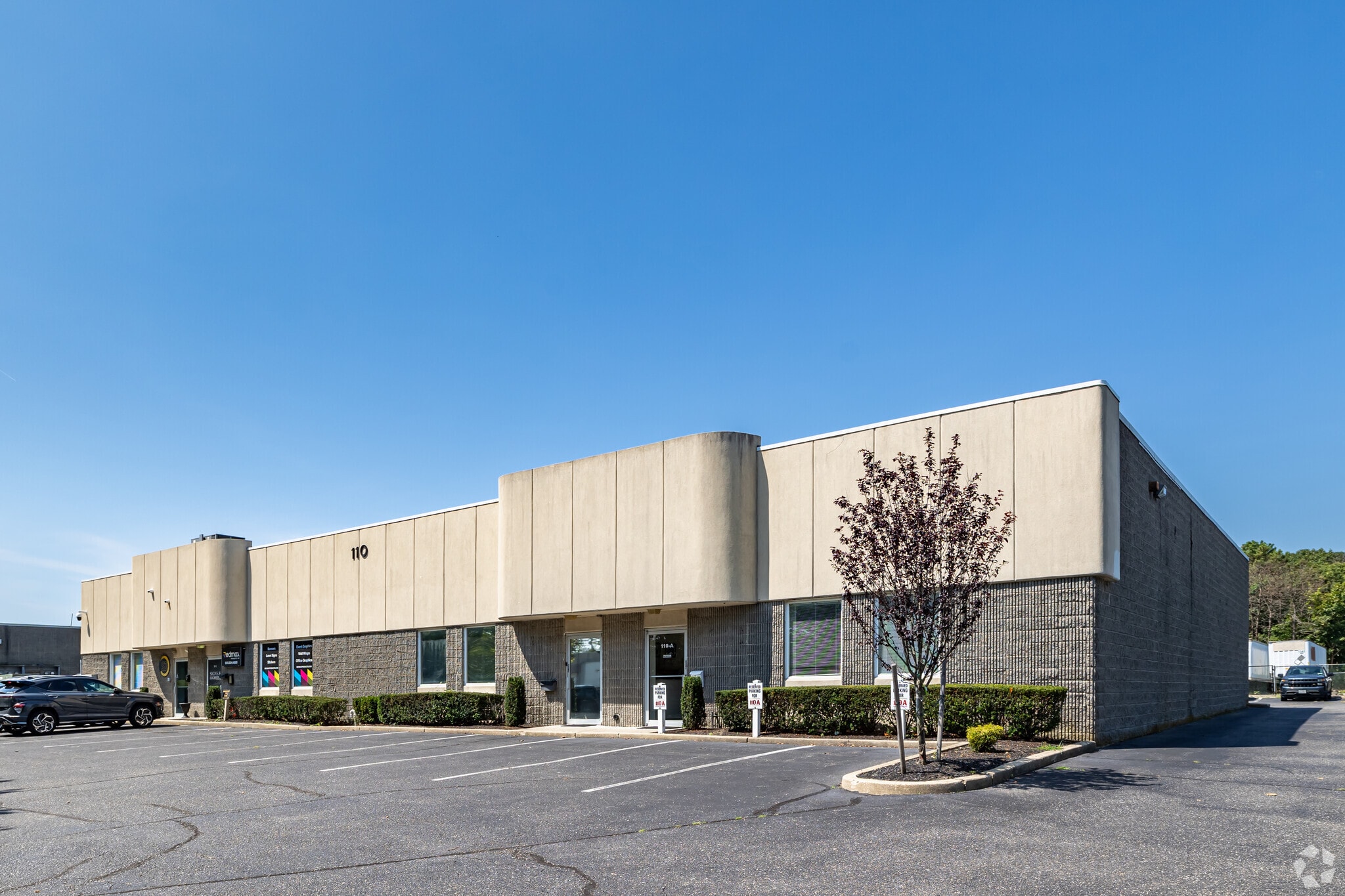 110 Knickerbocker Ave, Bohemia, NY for lease Primary Photo- Image 1 of 6