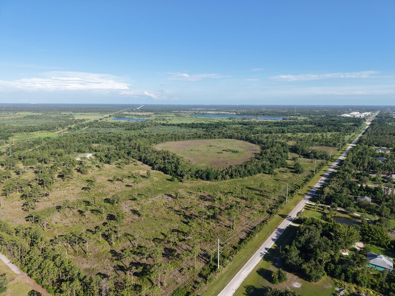 7090 N Toledo Blade Blvd, North Port, FL for sale - Building Photo - Image 3 of 10