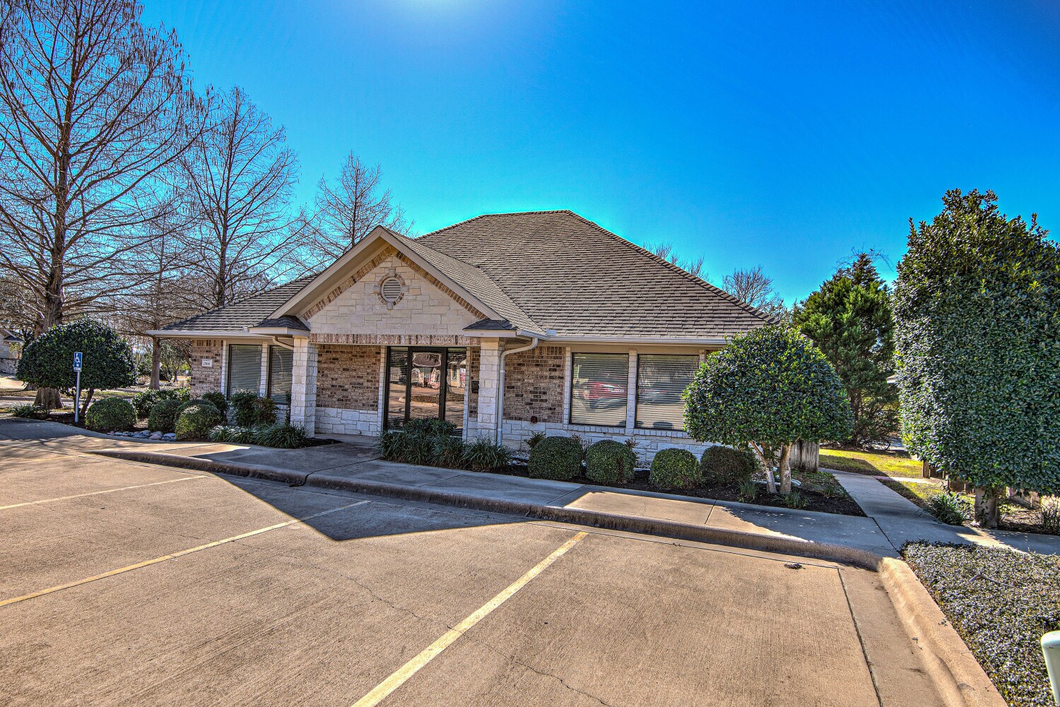 2566 Blue Meadow Dr, Temple, TX for lease Primary Photo- Image 1 of 30