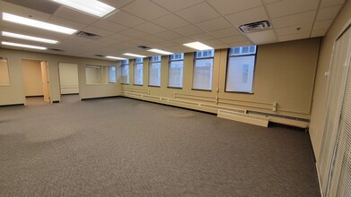 400-408 W Superior St, Duluth, MN for lease Interior Photo- Image 1 of 9