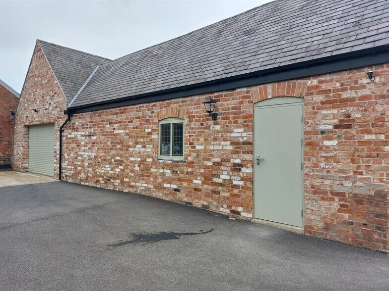 16 Mill St, Melton Mowbray à louer - Photo du bâtiment - Image 3 de 6