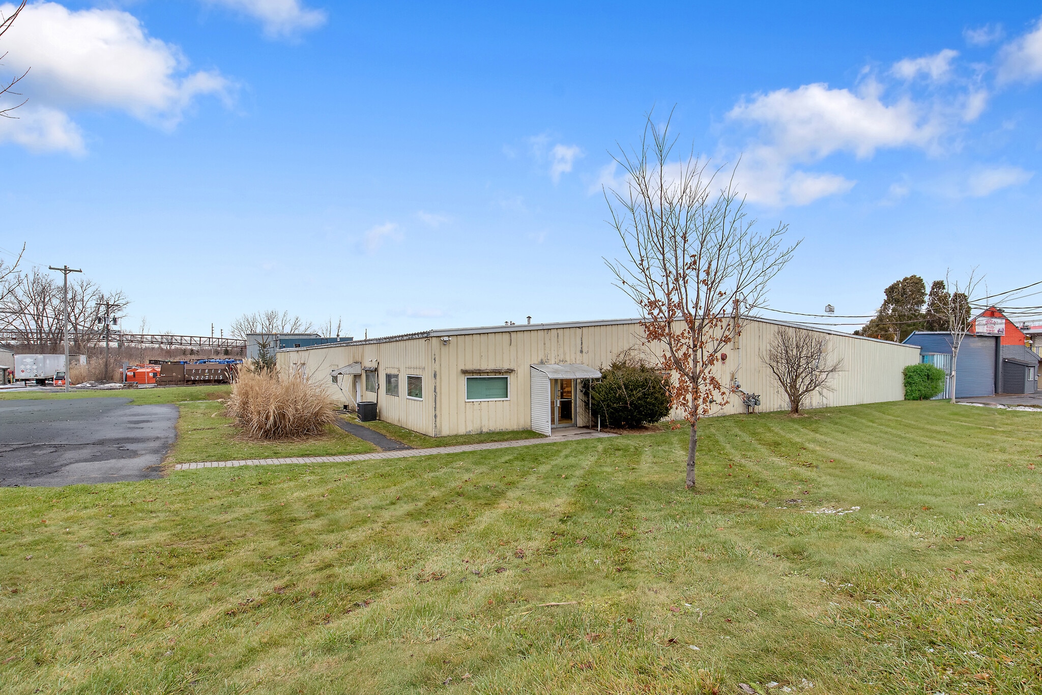 530 State Fair Blvd, Syracuse, NY for lease Primary Photo- Image 1 of 15