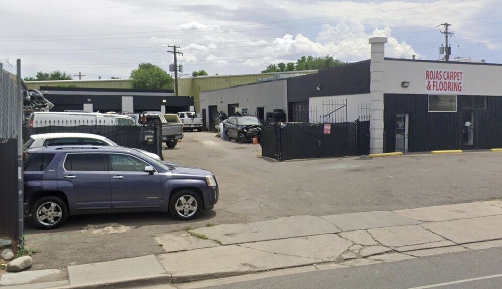 4430-4440 Morrison Rd, Denver, CO à louer - Photo du bâtiment - Image 1 de 4