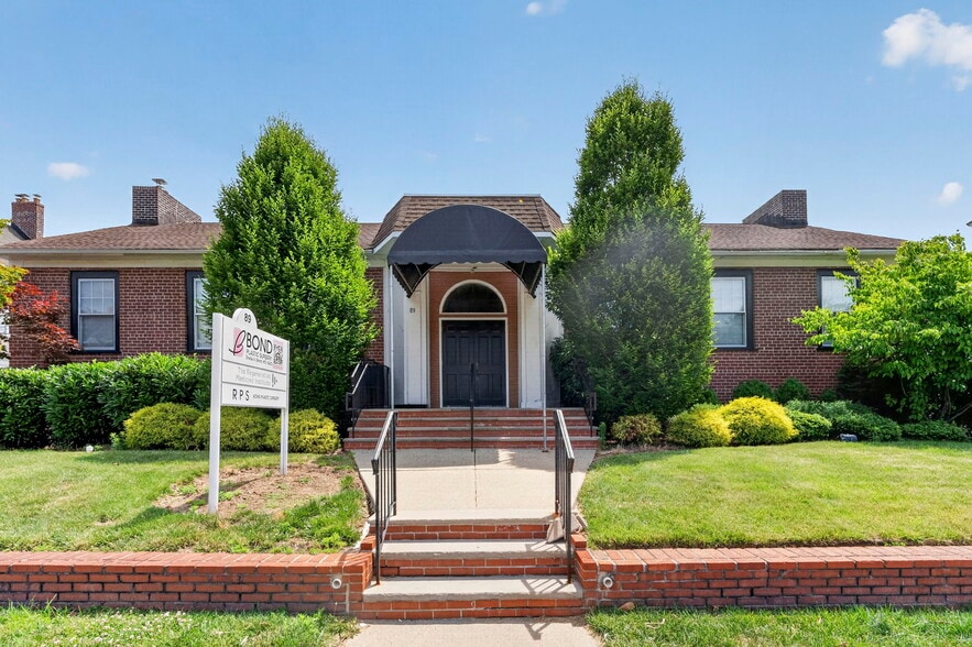 89 Valley Rd, Montclair, NJ à vendre - Photo du bâtiment - Image 1 de 59