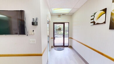3295 N Arlington Heights Rd, Arlington Heights, IL à louer Photo intérieure- Image 1 de 13