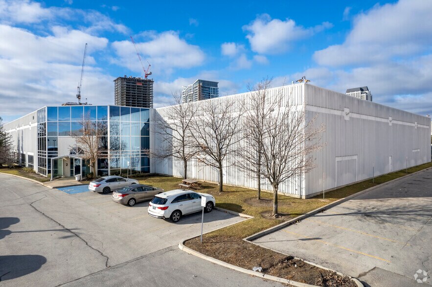 50 Locke St, Vaughan, ON à vendre - Photo principale - Image 1 de 1