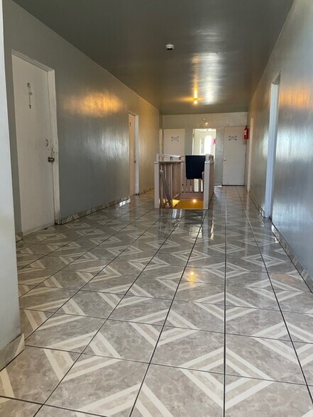 930-932 Fraser Ave, Los Angeles, CA à vendre - Photo du bâtiment - Image 2 de 145