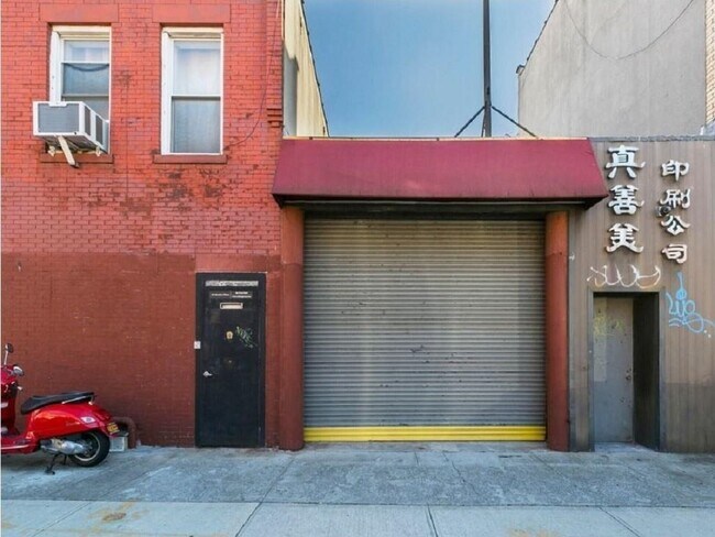 Plus de détails pour 15 Denton Pl, Brooklyn, NY - Industriel à vendre