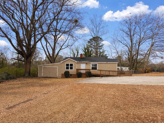 More details for 1515 Danielsville Rd, Athens, GA - Specialty for Sale
