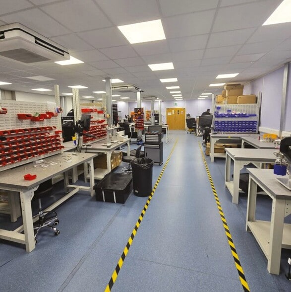 Unit 4 Wharfside Alperton, Wembley à vendre - Photo intérieure - Image 2 de 4