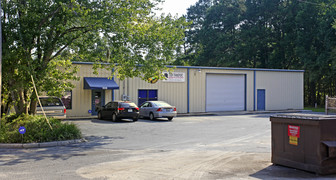 2838 Industrial Plaza Dr, Tallahassee FL - Entrepôt