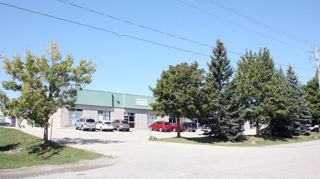 Plus de détails pour 60 Taggart St, Guelph, ON - Industriel à vendre