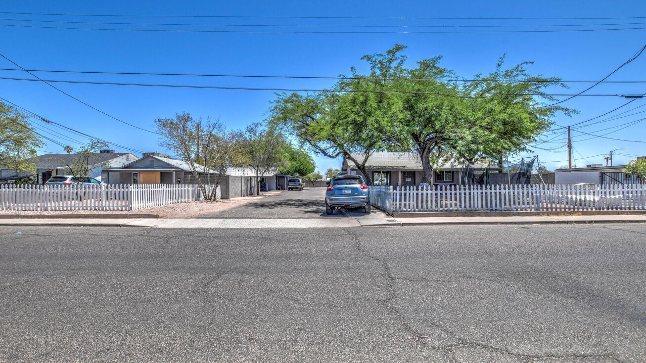 1801 N 25th Pl, Phoenix, AZ à vendre Photo du bâtiment- Image 1 de 45