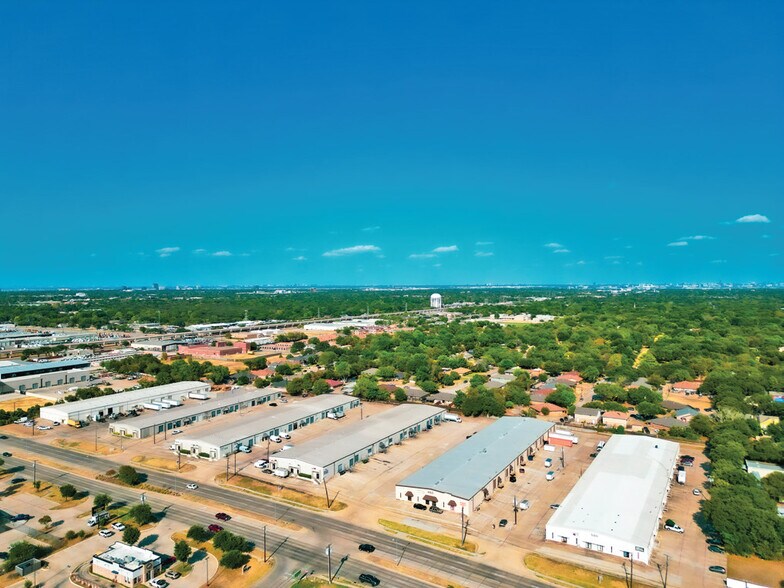 350 S Belt Line Rd, Irving, TX à louer - Photo du bâtiment - Image 3 de 3