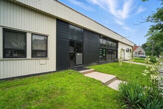 Plus de détails pour 218 Saint James Blvd, Springfield, MA - Commerce de détail à vendre