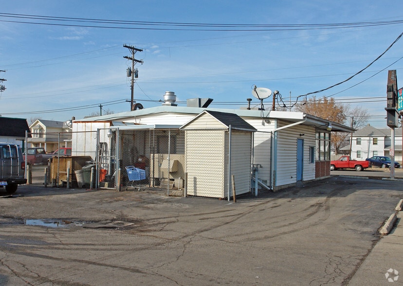 2424 E 3rd St, Dayton, OH for sale - Building Photo - Image 2 of 2