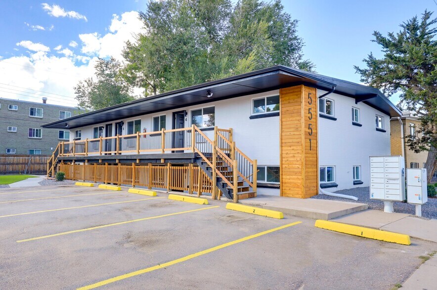 5551 S Delaware St, Littleton, CO à vendre - Photo du bâtiment - Image 2 de 15