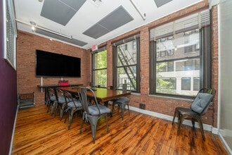 247 W 36th St, New York, NY for lease Interior Photo- Image 2 of 5