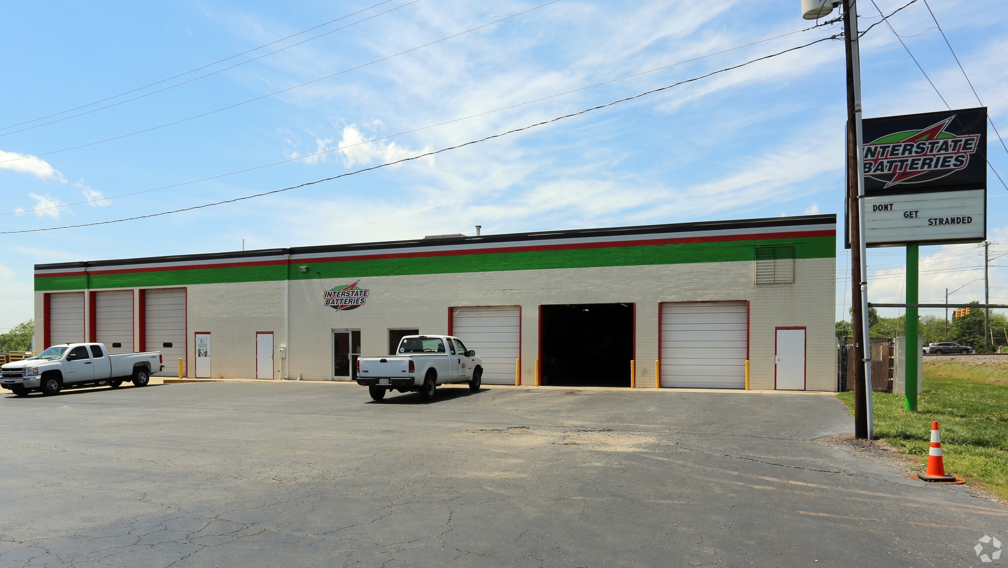 18 Wendy Ct, Greensboro, NC for lease Primary Photo- Image 1 of 12