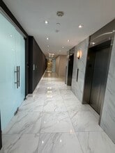 150 SE 2nd Ave, Miami, FL for lease Interior Photo- Image 1 of 15