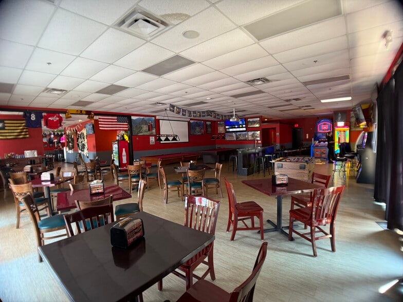 11657 Lakeridge Pky, Ashland, VA for lease - Building Photo - Image 3 of 22