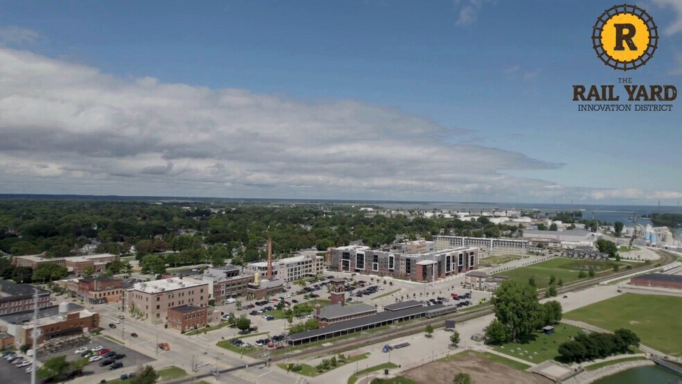 540 N Broadway, Green Bay, WI à louer - Vidéo sur l’inscription commerciale - Image 2 de 7