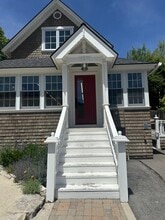 10270 Donner Pass Rd, Truckee, CA for lease Interior Photo- Image 2 of 9