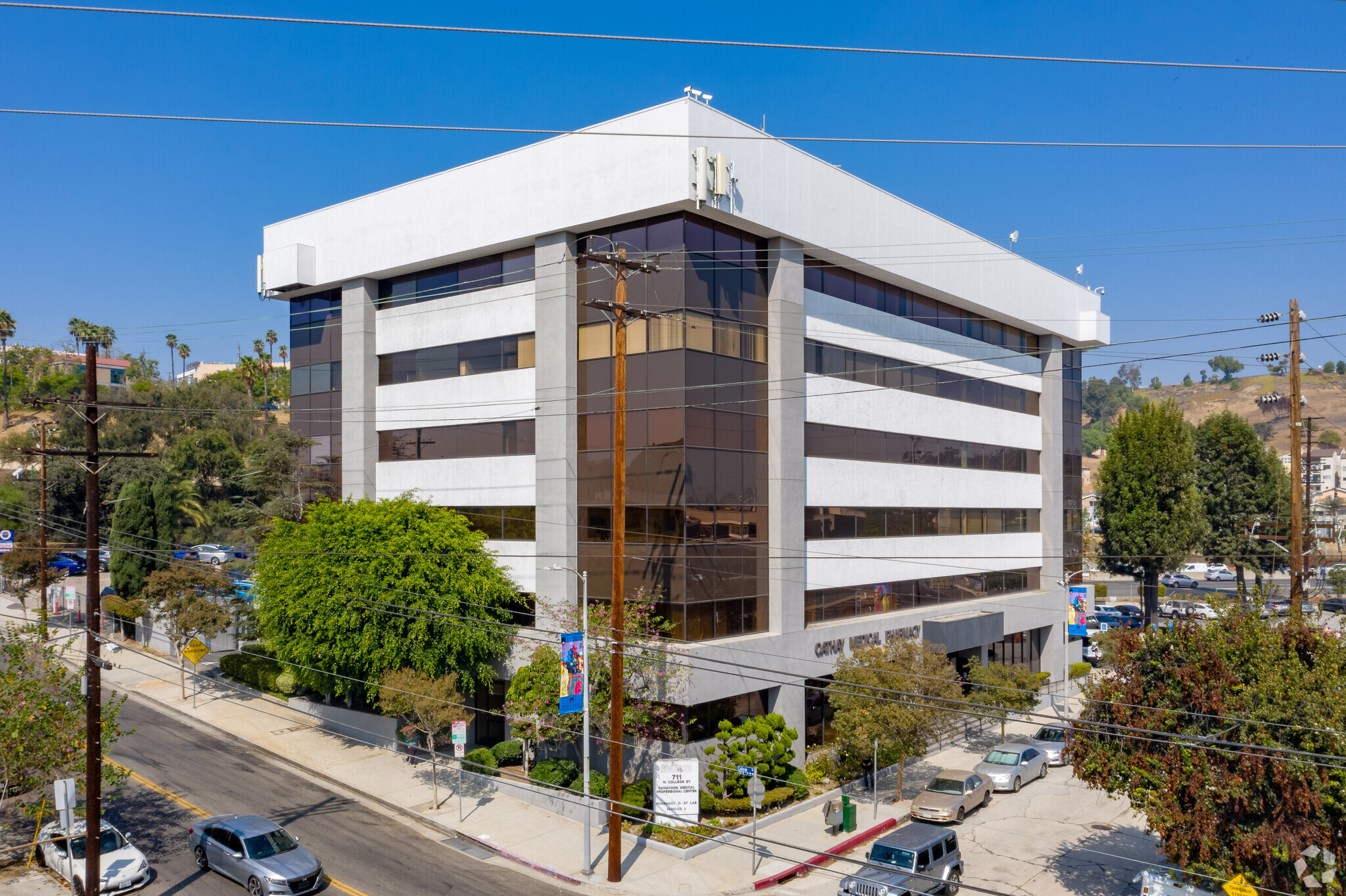 711 W College St, Los Angeles, CA for sale Building Photo- Image 1 of 1