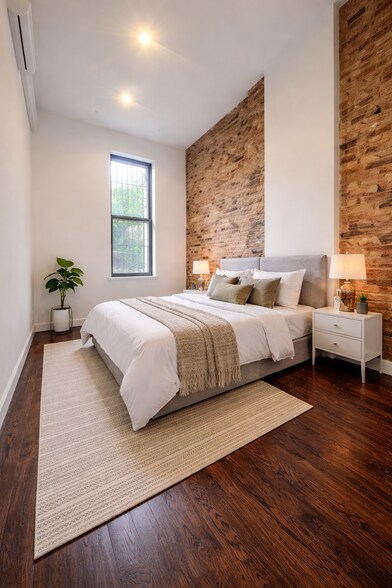 308 Tompkins Ave, Brooklyn, NY à vendre - Photo intérieure - Image 3 de 6