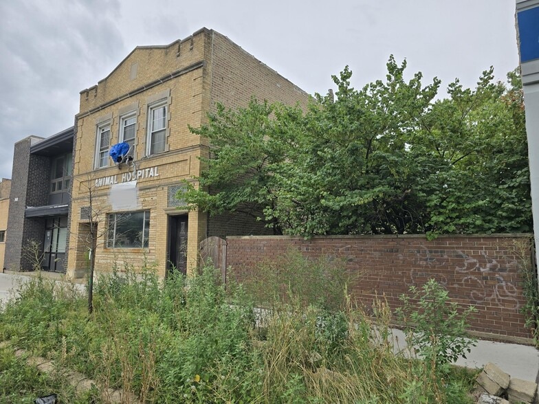 5638 N Western Ave, Chicago, IL à vendre - Photo du bâtiment - Image 3 de 10