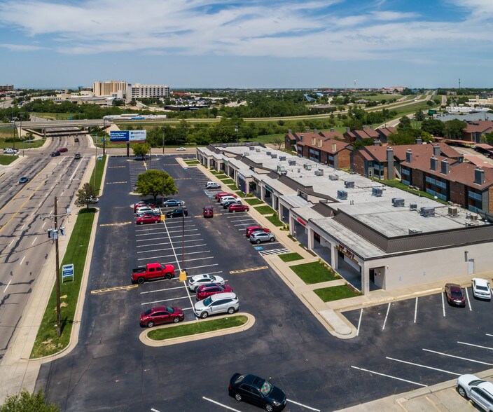 2001-2029 S Coulter St, Amarillo, TX à louer - Photo du bâtiment - Image 2 de 13