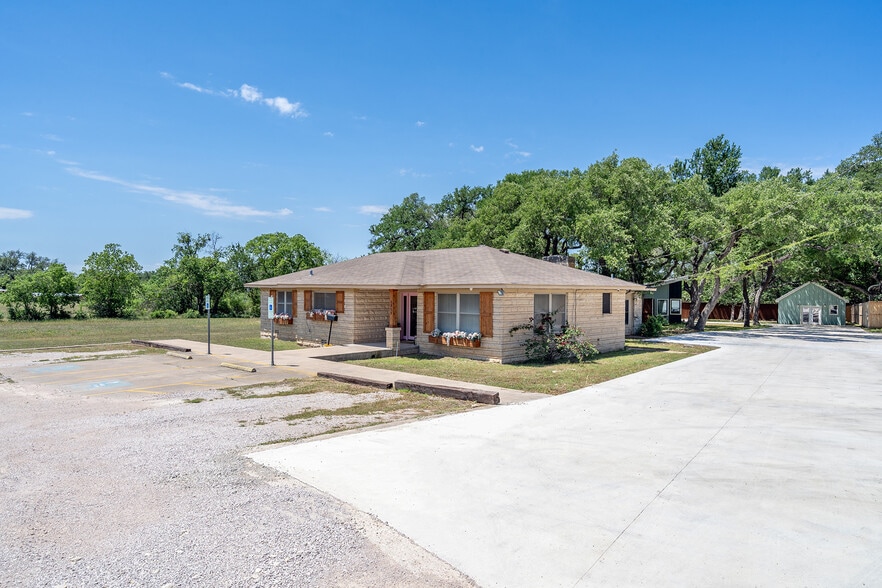 1353 Main St, Liberty Hill, TX for sale - Building Photo - Image 1 of 42