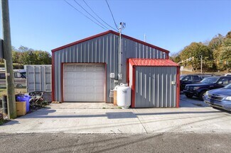 Plus de détails pour 40 N 4th St, Saint Clair, PA - Commerce de détail à vendre