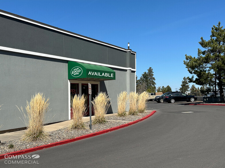 150 NE Bend River Mall Dr, Bend, OR for lease - Building Photo - Image 3 of 7