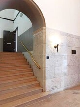 275 4th St E, Saint Paul, MN à louer Photo intérieure- Image 1 de 5