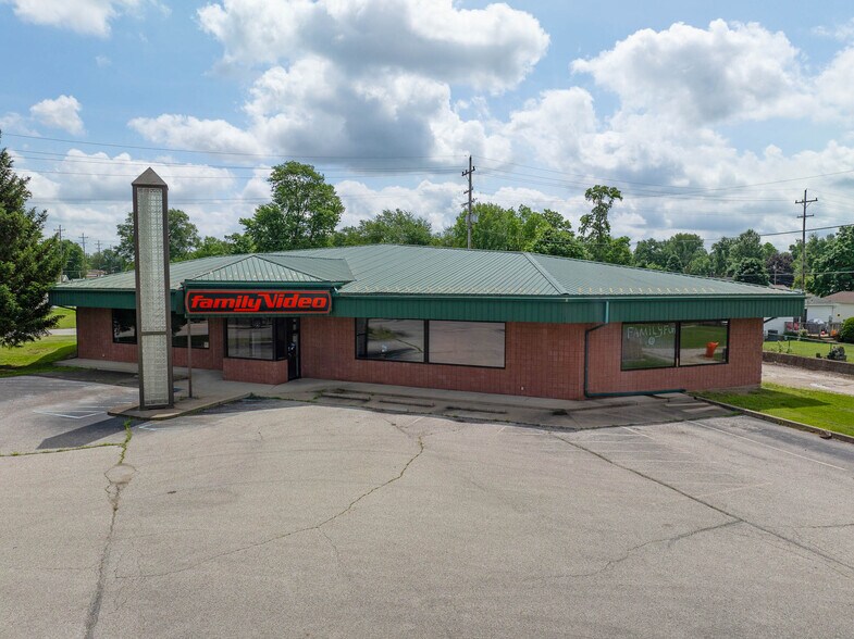 2503 Fort Harrison Rd, Terre Haute, IN à louer - Photo du bâtiment - Image 1 de 9