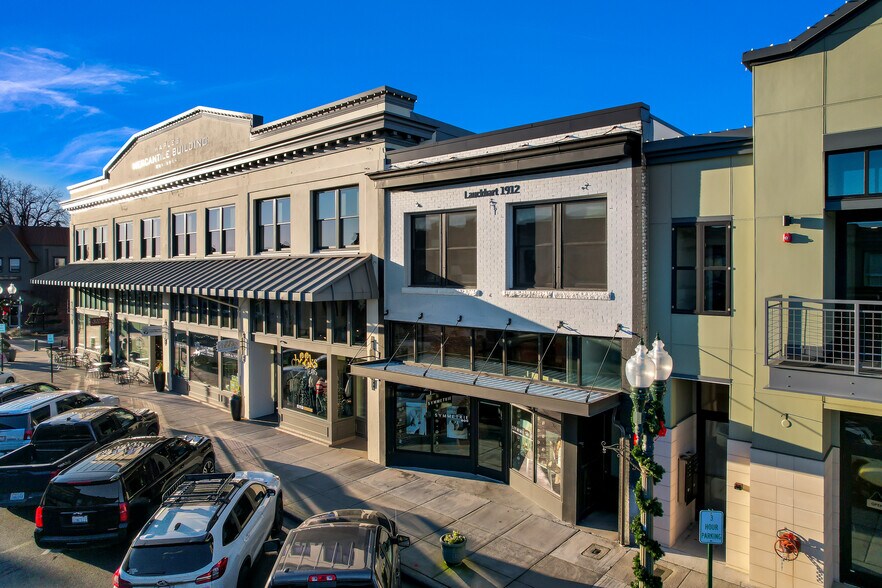 412 Front St, Lynden, WA à vendre - Photo du bâtiment - Image 2 de 36
