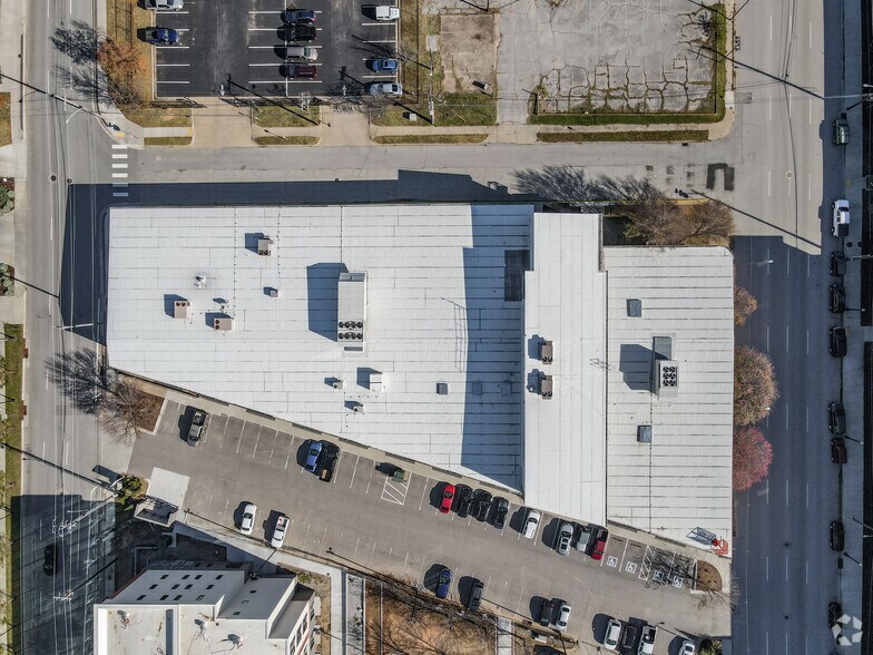 110 S Hartford Ave, Tulsa, OK à louer - Aérien - Image 2 de 53