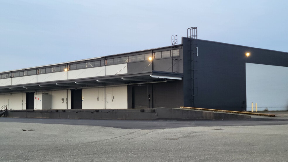 400 SW 15th St, Auburn, WA for lease - Building Photo - Image 1 of 7