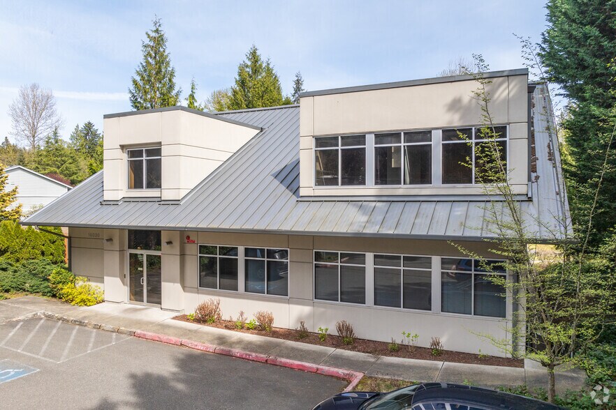 14030 NE 24th St, Bellevue, WA à louer - Photo du bâtiment - Image 2 de 8