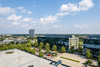 50 W Big Beaver Rd, Troy, MI - AÉRIEN  Vue de la carte - Image1