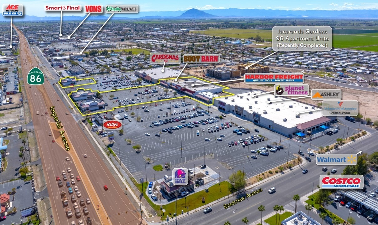1602-1802 N Imperial Ave, El Centro, CA for lease Primary Photo- Image 1 of 10