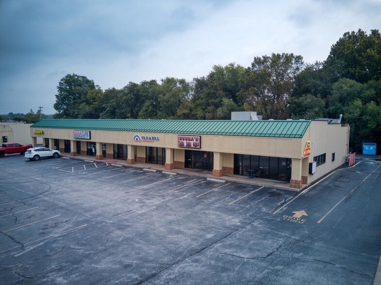 504-550 N West Byp, Springfield, MO for lease - Building Photo - Image 2 of 15