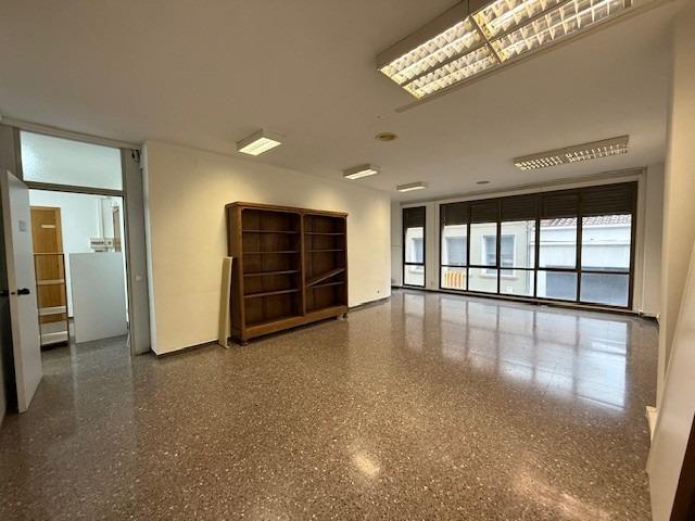 Bureau dans Sabadell, Barcelona à louer Photo intérieure- Image 1 de 9