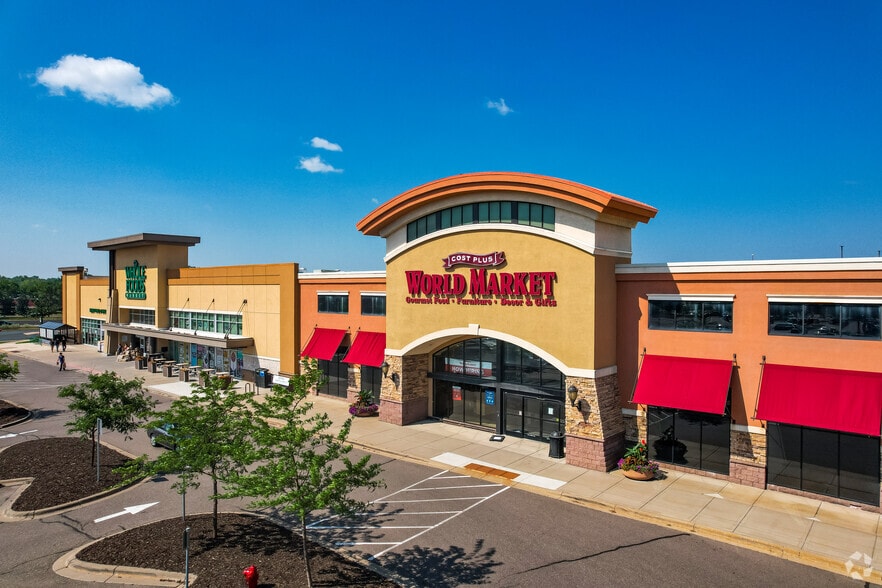 12415-12493 Elm Creek Blvd, Osseo, MN à louer - Photo du bâtiment - Image 3 de 7