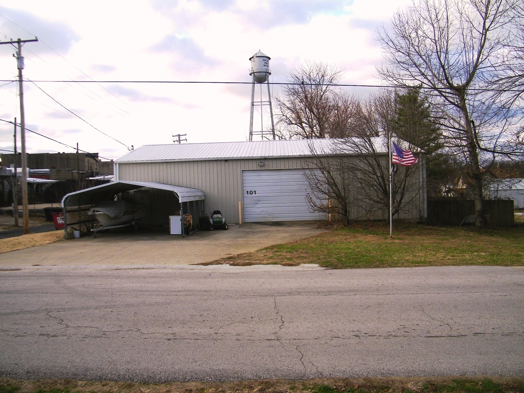 101 N Webster Ave, Ash Grove, MO à vendre Photo principale- Image 1 de 1