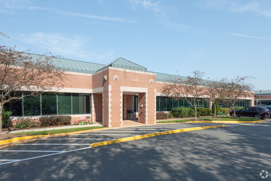 6211 Centreville Rd, Centreville, VA for lease - Building Photo - Image 3 of 5