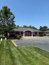 2950 Senna Dr, Matthews, NC for lease Building Photo- Image 2 of 12