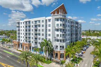 Plus de détails pour 401 N Federal Hwy, Hallandale Beach, FL - Commerce de détail à louer